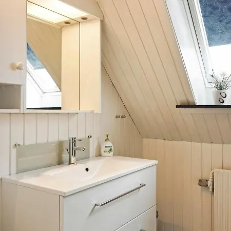 Three-bedroom Holiday In 5 Апартаменты Хасле